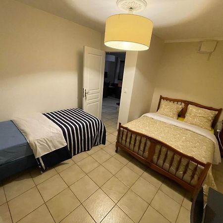 Apartamento Dynamique Et Splendide Bourgoin-Jallieu Exterior foto