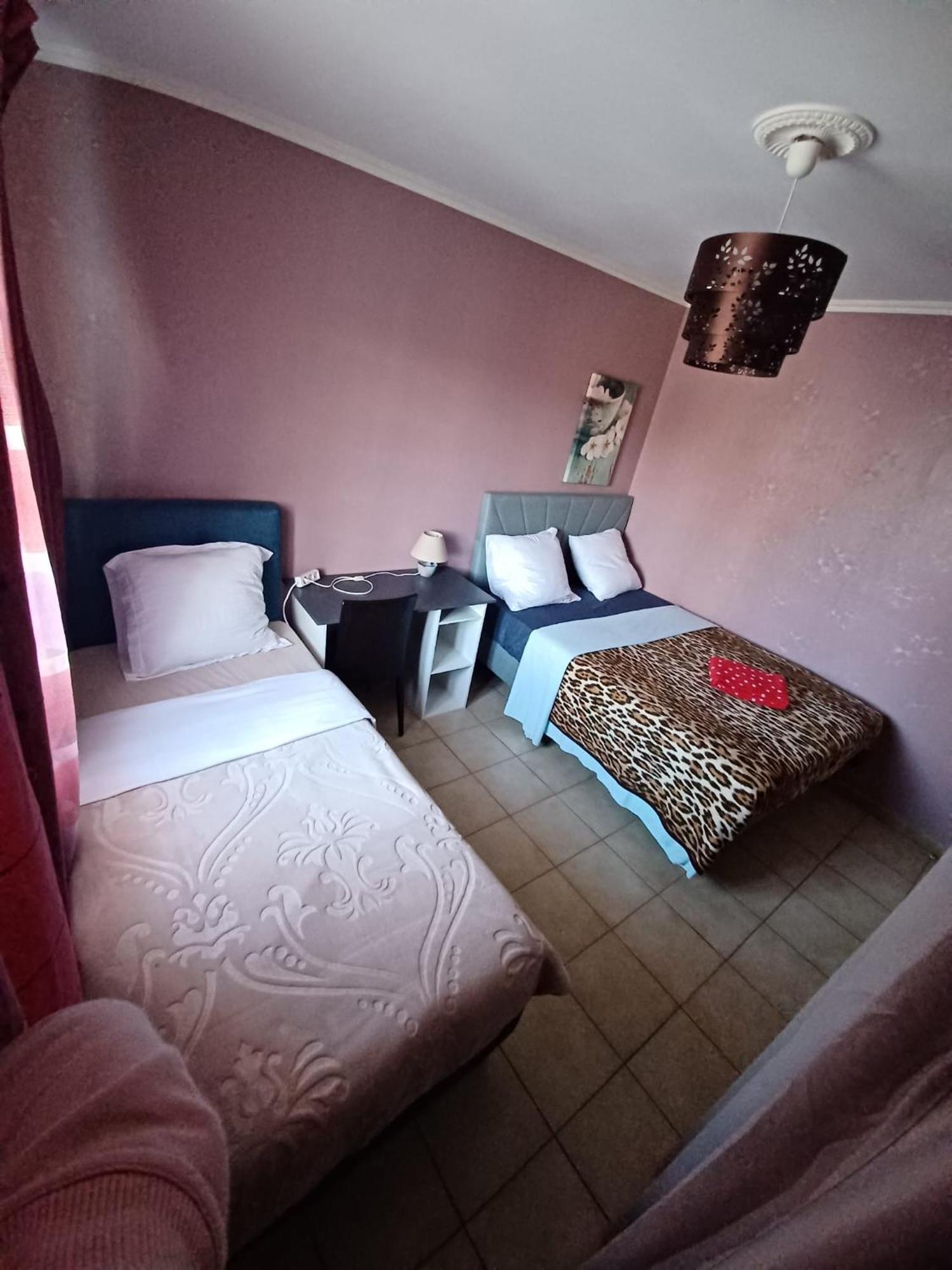 Apartamento Dynamique Et Splendide Bourgoin-Jallieu Exterior foto